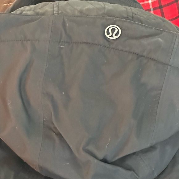 Lululemon Parka Size 8 - Picture 4 of 7